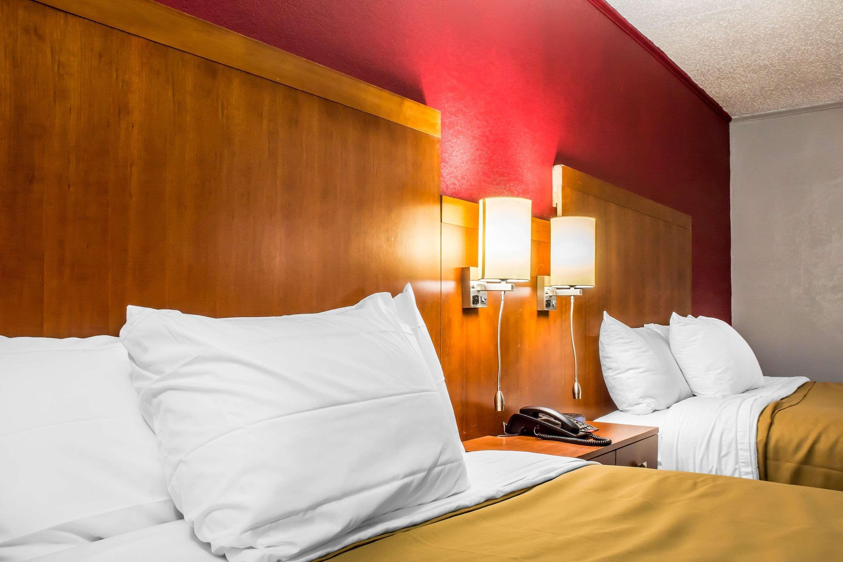 Brockport Econo Lodge מראה חיצוני תמונה