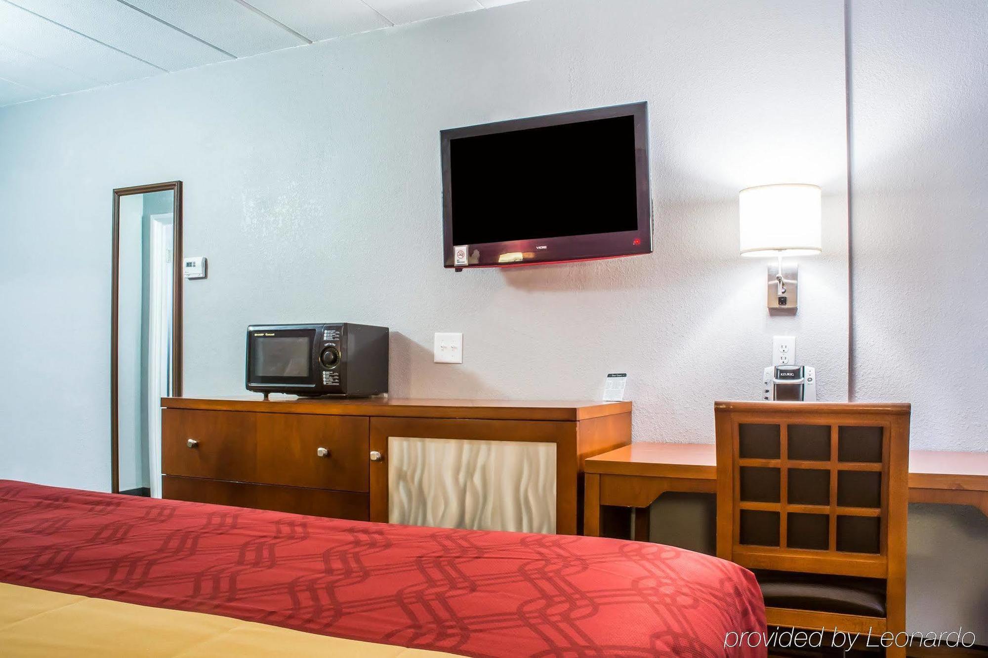 Brockport Econo Lodge מראה חיצוני תמונה